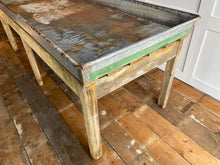 Load image into Gallery viewer, French vintage potting table with original tray
