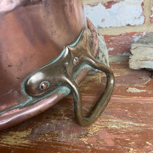Load image into Gallery viewer, Beautiful antique French copper jam pan
