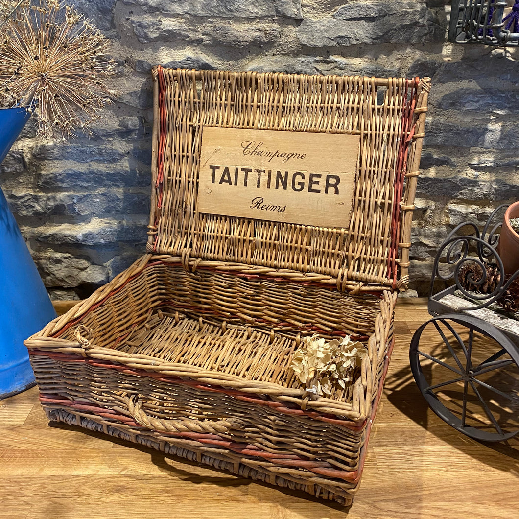 French champagne Taittinger basket