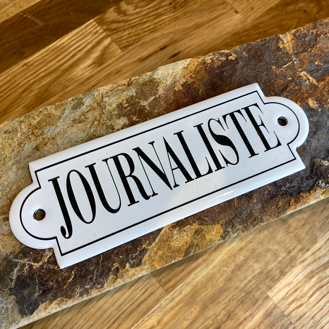 Small French decorative Journalism plaque