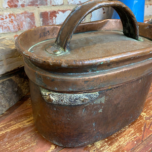 Beautiful French copper cooking pot