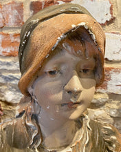 Load image into Gallery viewer, Fleur des Champs plaster bust
